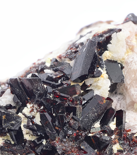 Manganoneptunite - Maly Mannepakhk Mt - Khibiny Massif - Murmansk Oblast - Russia  TYPE LOCALITY