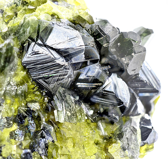 Magnetite - Marki Khel, Spin Ghar range, Khogyani District, Nangarhar - Afghanistan