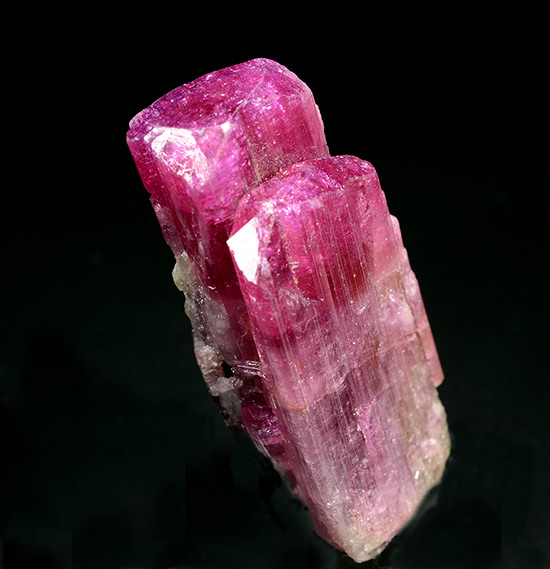 Tourmaline var. Rubellite - Sahatany Valley, Ibity, Antsirabe II, Vakinankaratra, Madagascar