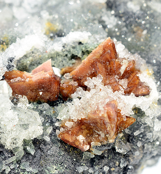 Genthelvite - Huanggang Fe-Sn deposit, Hexigten Banner, Ulanhad League, Inner Mongolia Autonomous Region, China