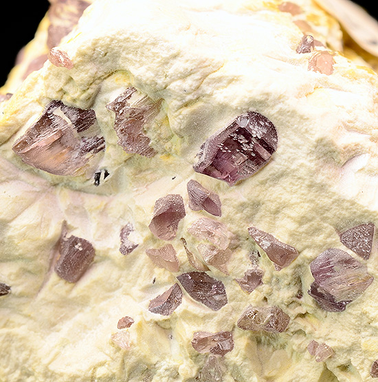 Diaspore on Zunyite var. Dillnite - Ferdinand adit, Bansk� �tiavnica, Bansk� �tiavnica District, Bansk� Bystrica Region, Slovakia