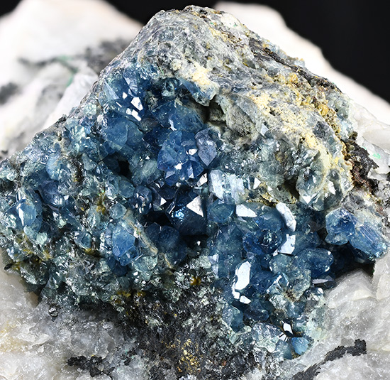 Scorodite - Upper dumps, Alto das Quelhas do Gestoso Mine, Gestoso, Manhouce, S�o Pedro do Sul, Viseu, Portugal