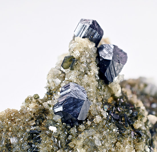 Rutile - L�rchultini, Binn, Goms, Valais, Switzerland