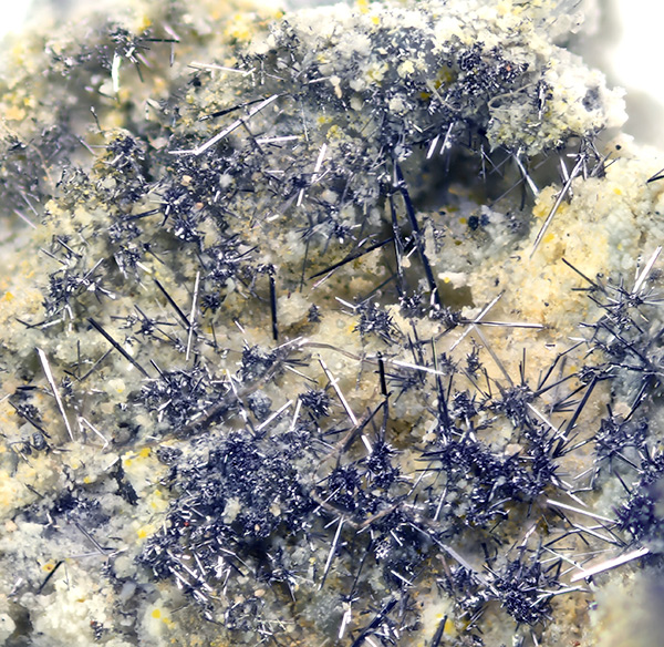 Selenium - Lichtenberg Absetzer dump, Kauern, Greiz District, Thuringia, Germany