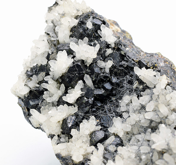 Jamesonite on pyrite - Huaron mines - Huaron mining distr. - Huayllay distr. - Pasco prov. - Pasco dept. - Peru