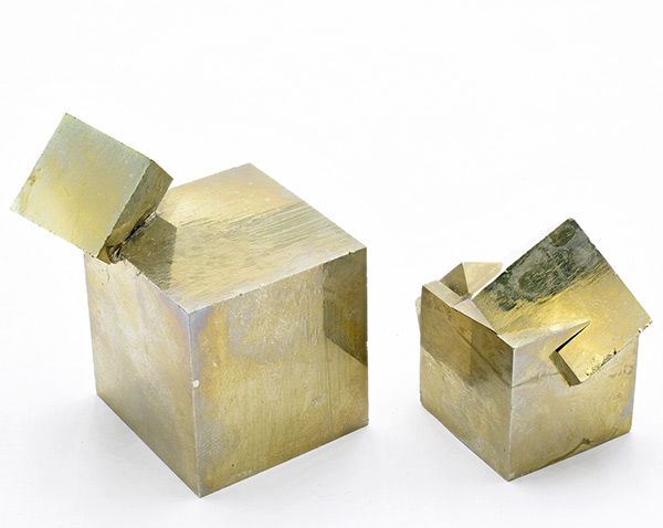 Pyrite - Ampliaci�n a Victoria Mine, Navaj�n, La Rioja, Spain