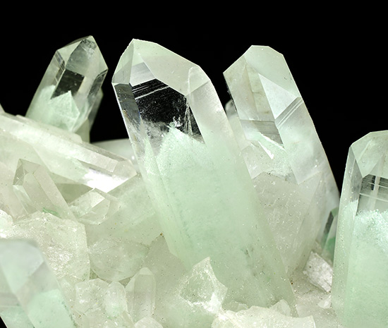 Quartz and fuchsite - Ihovitra, Itremo, Ambatofinandrahana District, Amoron'i Mania, Madagascar