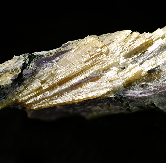 Tinaksite - Murunskii Massif, Chara and Tokko Rivers Confluence, Aldan Shield, Saha Republic ,Yakutia, Eastern-Siberian Region, Russia - Type Locality