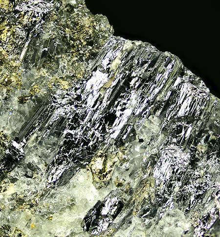 Eclarite - B�renbad Mine (B�rnbad Mine), Scharnbachgraben, Hollersbach valley, Hohe Tauern, Salzburg, Austria (Type Locality)
