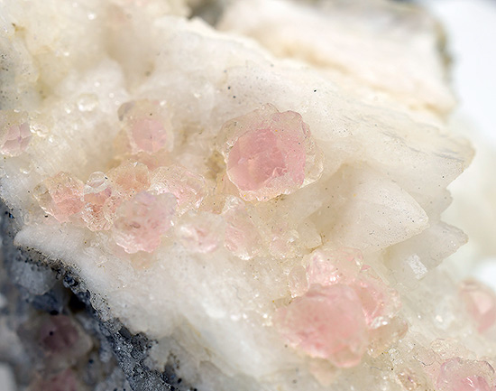 Fluorite - Aiguille Verte, Chamonix, Chamonix-Mont-Blanc, Bonneville, Haute-Savoie, Auvergne-Rh�ne-Alpes, France
