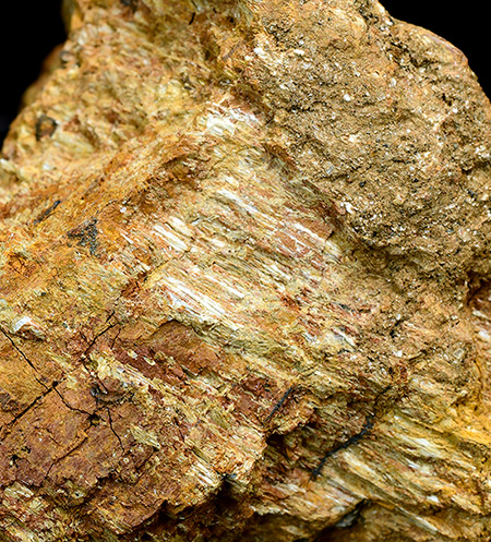 Manganogrunerite - Razoare,  Maramureș Co.,  Romania