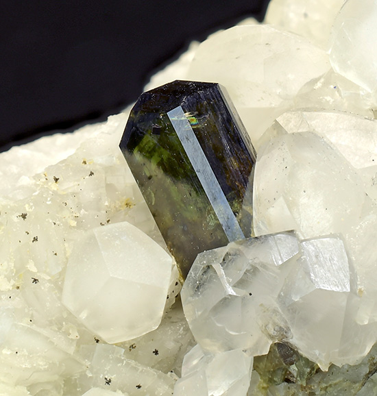 Allanite-(Ce) -  Trimouns Talc Mine, Luzenac, Ari�ge, Midi-Pyr�n�es, France