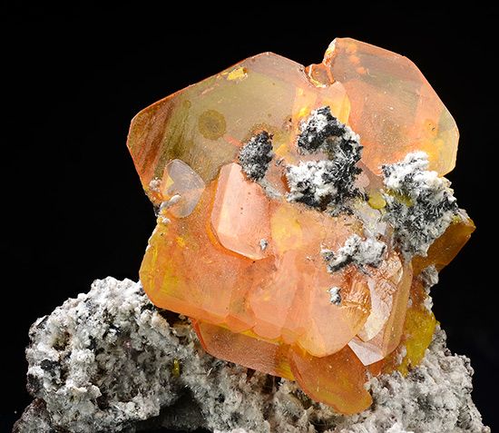 Wulfenite - Erupci�n Mine, Los Lamentos Mts, Ahumada Municipality, Chihuahua, Mexico